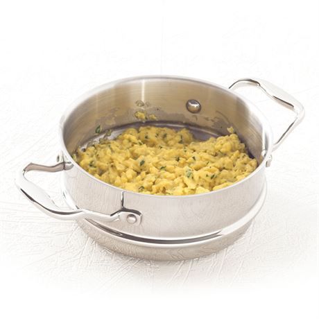 1919Cookware's tweet image. The 3-quart 1919 tri-ply stainless steel double boiler insert will master all your fondues, chocolates, candies, &amp;amp; sauces. Even heating from base to rim means your ingredients will have smooth consistencies every time. Fits both 2 &amp;amp; 3-quart 1919 saucepans. buff.ly/2sfdYCB