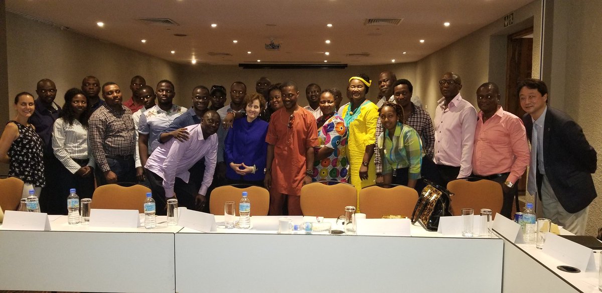 KamboAugustine's tweet photo. An inspiring CSOs meeting with #AliceAlbright of #GPE. Points around the level of involvement of CSOs in #LEG meetings and processes, our independent third party monitoring role of the #GPE grant to #SierraLeone @GPforEducation @AliceAlbright @AncefaRegional @globaleducation https://t.co/C0ge3m9O2a