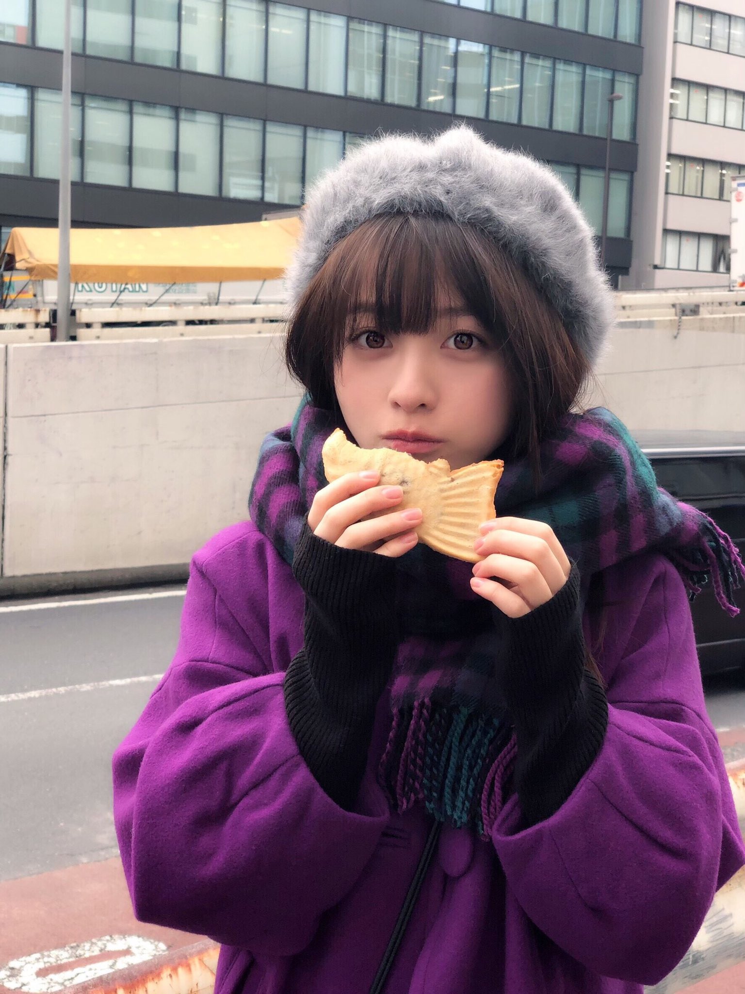 橋本環奈 たい焼きどこから食べる派 T Co Gykwrbvcyu Twitter