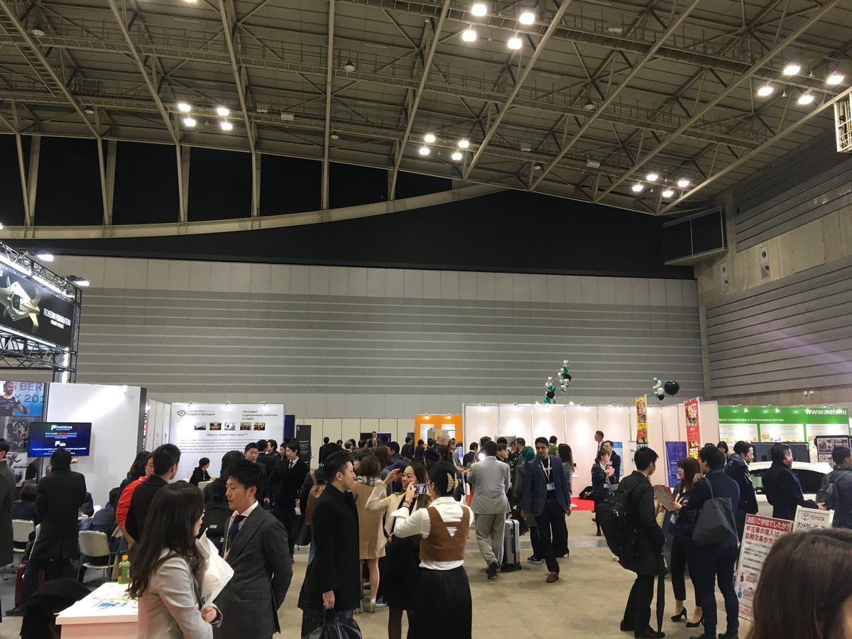 JBCも残すところあと3時間！

ここにきてさらに盛り上がっています！

是非最後までお楽しみください！