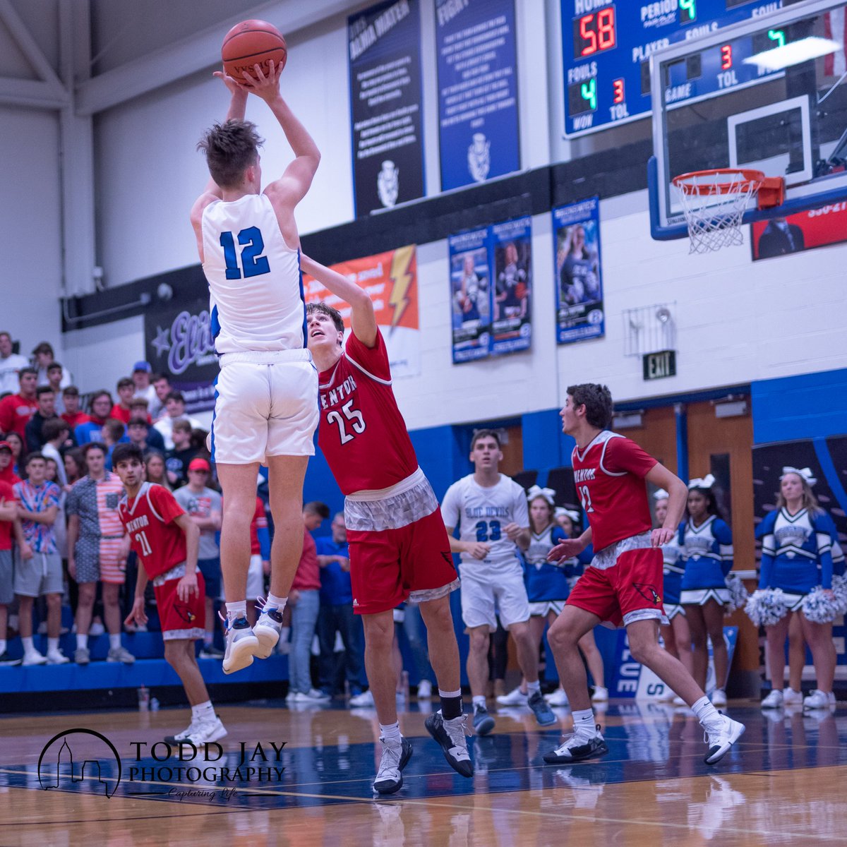 theetjc's tweet photo. @TreMassey @trevmackey3 @BHSGoBigBlue @BrunswickBball I got you too -> #B52Bomber #Carpetbagging #AgentBlue https://t.co/3uKqfME9KQ