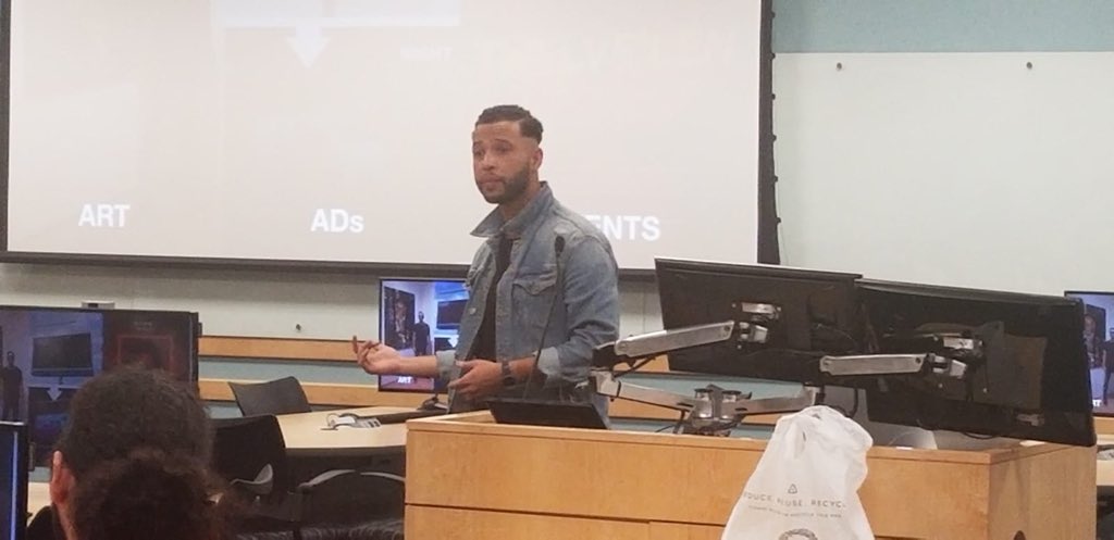 gianocurrie's tweet photo. Great vibes @AMAFIU @FIU today! Thoughts were shared, questions were answered and key words were uttered: Enlighten, Engage, Surprise with @globalspeaker8 #FIU #AMAFIU https://t.co/wDV1Fjed0K