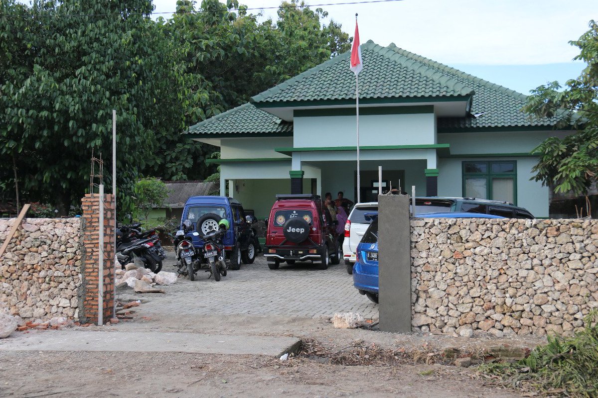 Tasyakuran menempati Gedung Baru untuk markas Gerakan Pramuka Kwarcab Blora di Jl.Blora-Cepu km 7 Kecamatan Jepon

Kantor Pramuka yang tadinya di dekat Kridosono, sekarang pindah ke Jepon menempati gedung yang tidak jadi digunakan untuk Koramil