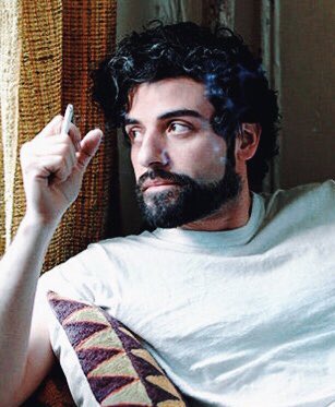 myvillaneve's tweet photo. cast oscar isaac as young batman. cast oscar isaac as young batman. cast oscar isaac as young batman. https://t.co/AfPal41cgA