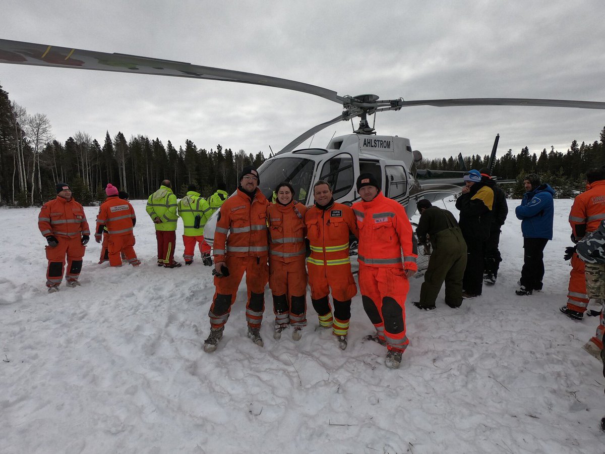 fire_scotISAR's tweet photo. Team member Richard Findlay has recently returned from an arduous conditions course in Canada. The course covered basic survival skills, navigation, working with helicopters and search and rescue. The team also slept out in -24C! @UK_ISAR_TEAM @fire_scot #AidWorks #WeAreSFRS https://t.co/aJL3PMen3A