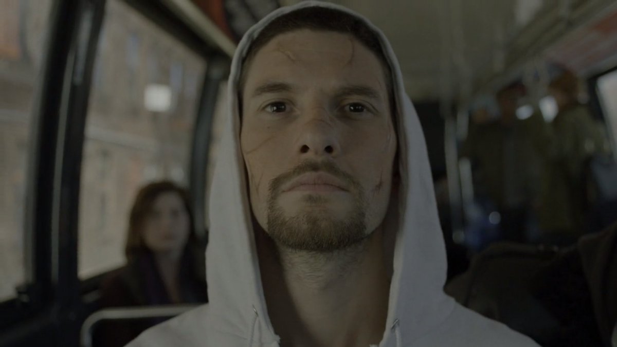 Ахаха мем. Джентльмен стандофф. Лицо его просияло. Джентльмен стандофф лицо. Книга ездры ездра книга.