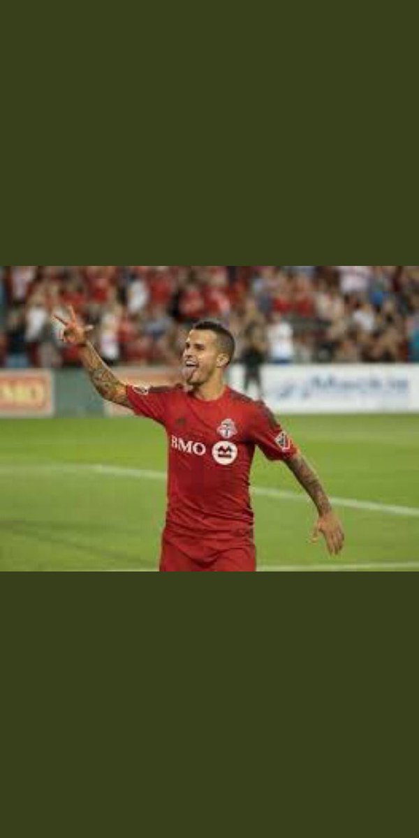 وجود مثل هاللاعب مكسب لدورينا 

مسيرته مع تورينتو ناديه السابق 

 64 هدف. 
83 صناعة.

تسبب في  147 هدف.  
بـ 142 مباراة. 

لاعب من طراز رفيع جداً 

#جوفينكو_هلالي