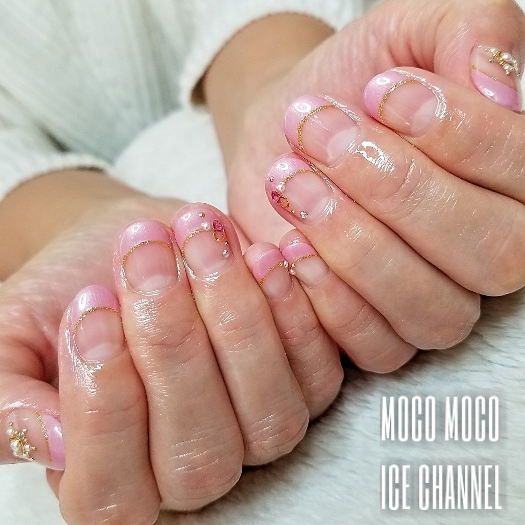 Ice Nailist あいすちゃん Pa Twitter パール入りピンクのフレンチ T Co Mwo5rpojud ネイル Nail シェラック シェラックネイル Cnd Cndshellac ブライダル ウェディング ブライダルネイル フレンチ フレンチネイル ピンクフレンチ ピンク