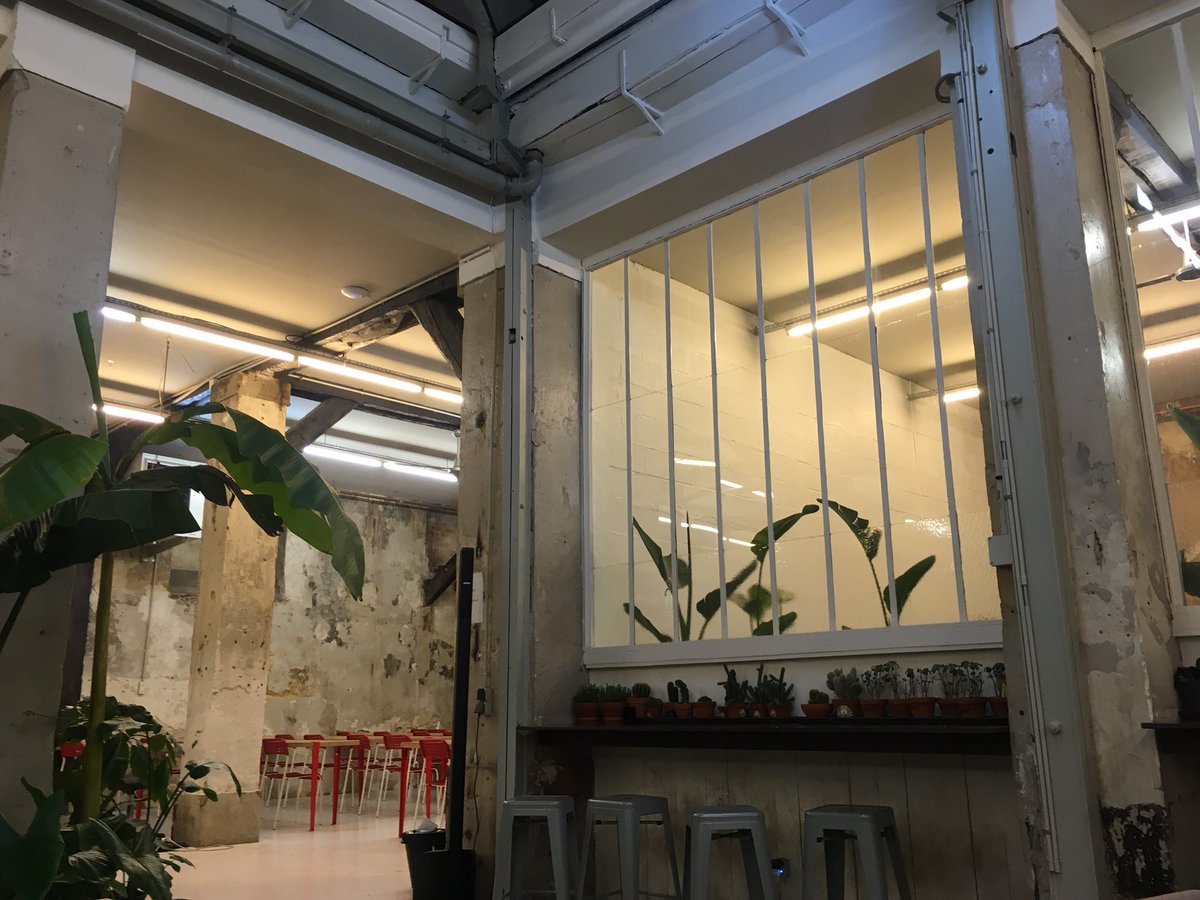 Discovering  API with <a href="/Lewagonparis/">Le Wagon France</a> afterwork #api