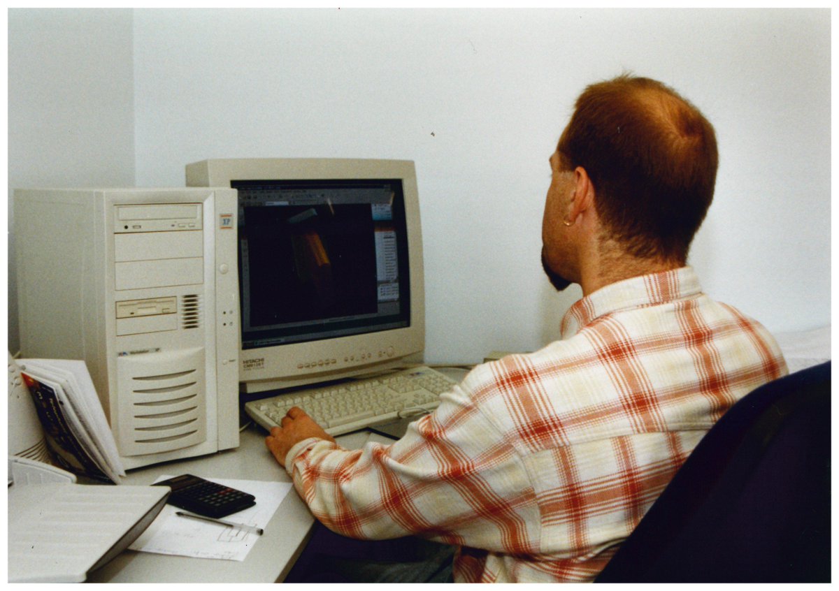ndprecision's tweet photo. It's #throwbackthursday and today we are reminiscing about our old design area and software! A lot has changed and developed over the years! We currently use Solid Edge 2019 to assist us with design work.
#TBT #solidedge #solidedge2019 #design #designcapabilities #cad #toolmaking https://t.co/8bM5G5s60P