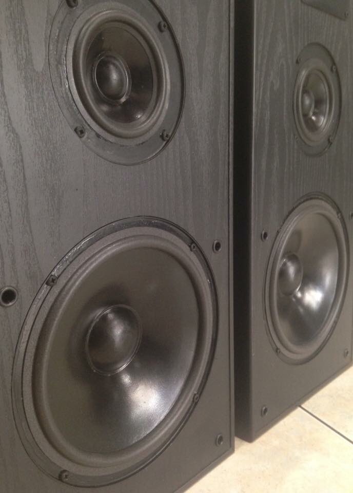 MASTERSTORE24's tweet photo. Riparazione diffusori JBL ribordatura altoparlanti - info riparazioni 3774545895 - viale Trentino 65 Taranto- masterstore24@gmail.com - https://t.co/7CafatEtoe

#riparazionealtoparlanti #diffusoriJBL #masterstore24 https://t.co/ugYQKhN3Ji