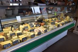 Beautiful #Hartington is just down the road. An important village since the middle ages, it was granted a market charter in 1203.  A pretty village at the northern end of Dovedale, it's set in some of the #PeakDistrict's very best walking country.
ow.ly/spIx30lB6L2