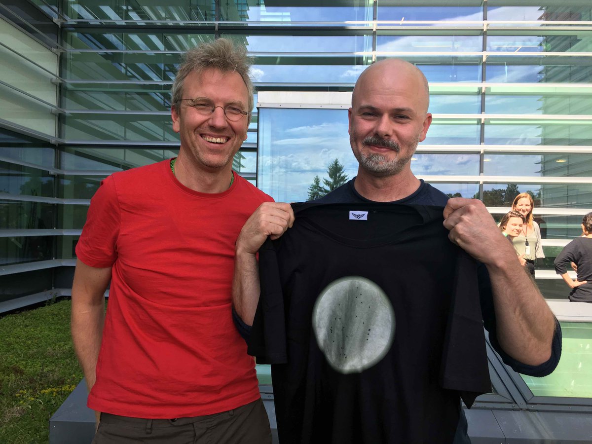 MalmbergLab (@malmberglab) on Twitter photo 1/x. NK cell education is tightly linked to remodelling of the lysosomal compartment. Educated NK cells carry a greater cytotoxic payload in large dense-core secretory lysosomes (See T shirt). rdcu.be/bjoz0 @jodegoodridge <a href="/CIM_Sweden/">Center for Infectious Medicine</a> @UiO_LifeSci <a href="/NatureComms/">Nature Communications</a> 1/x. NK cell education is tightly linked to remodelling of the lysosomal compartment. Educated NK cells carry a greater cytotoxic payload in large dense-core secretory lysosomes (See T shirt). rdcu.be/bjoz0 @jodegoodridge <a href="/CIM_Sweden/">Center for Infectious Medicine</a> @UiO_LifeSci <a href="/NatureComms/">Nature Communications</a>
