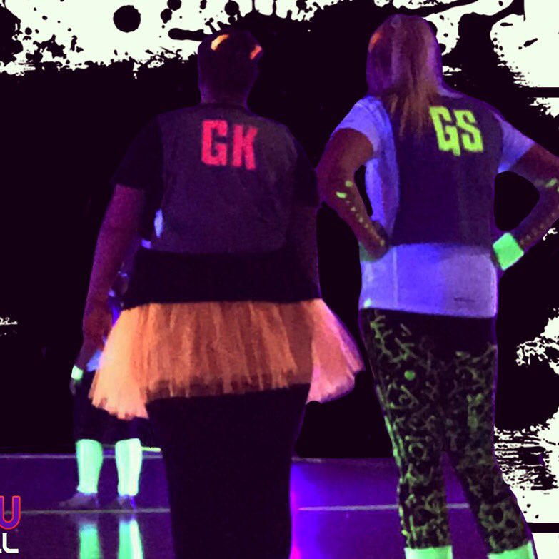 GlowSportsUK's tweet photo. A pic from one of last year GlowSports events. Everyone loves GlowNetball.

#tbt #ThrowbackThursday #netball https://t.co/1SxPaeBDpU