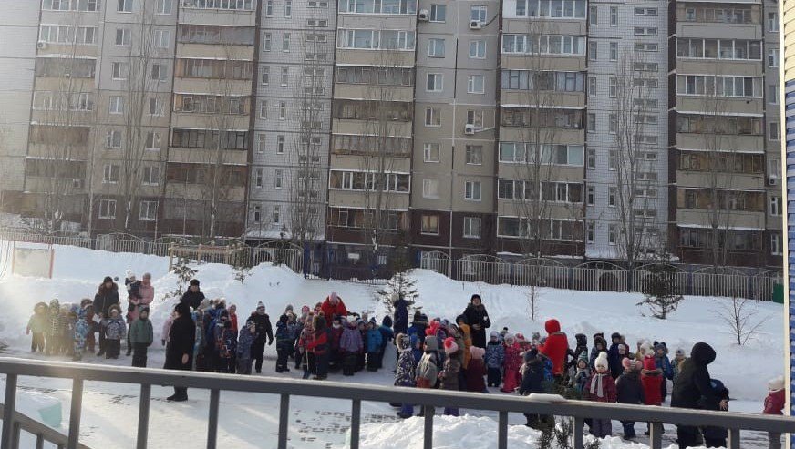 Внеплановая тренировка по эвакуации  детей и сотрудников прошла в детском саду №258 (заведующая -депутат УГД <a href="/Tamara_Petrash/">Тамара Петраш</a> )