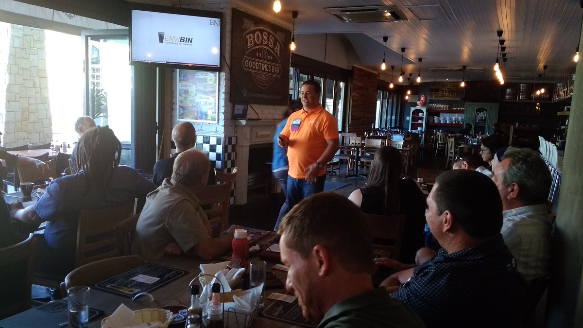 bnithewillows's tweet image. Our speaker today... Deon from Envibin! #BNITheWillows