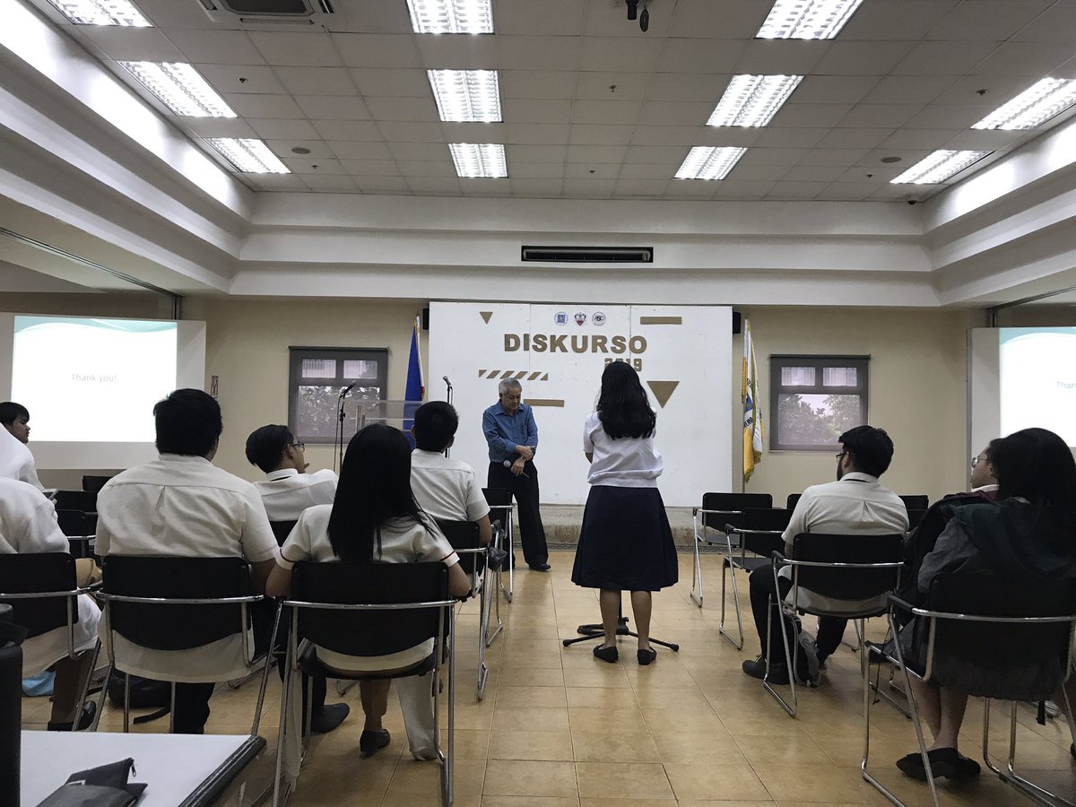 UST_ASC's tweet photo. The floor is now open for questions to our speaker.
#DISKURSO
#ONEfourAMV https://t.co/FAIAMWhd2h