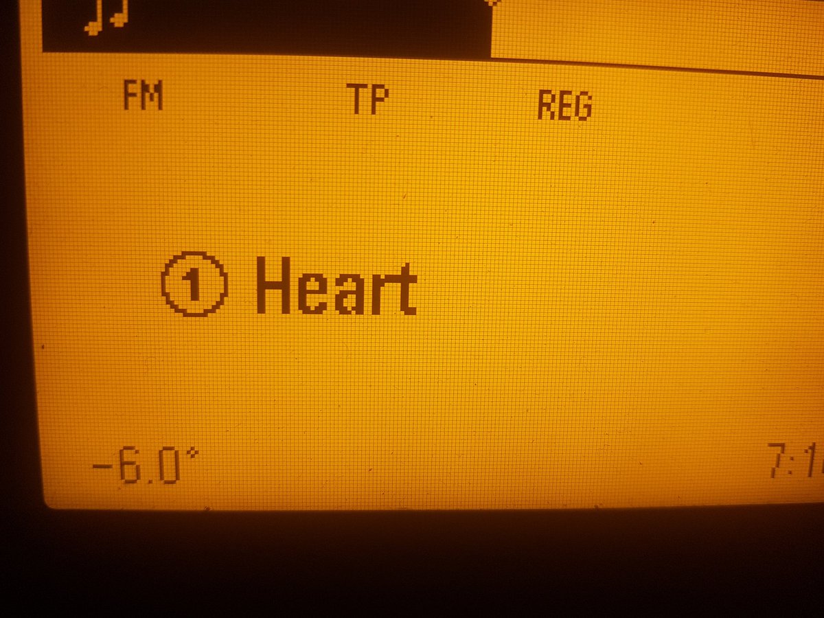 damps0's tweet image. Should have stayed in bed #Odiham #NoDeIcer #HateTheWinter #RollOnTheSummer