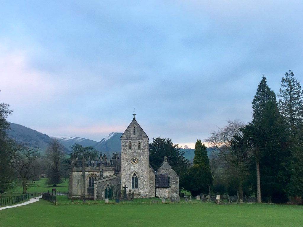 LizNelstrop's tweet image. So happy to be back in @PeakDistrictNT  - &amp;amp; excited for today’s workshop with walking volunteers and partners at @YHAIlamHall @PlasyBrenin @Sport_England @PeakDistrictDeb - pics from a walk recce last night...