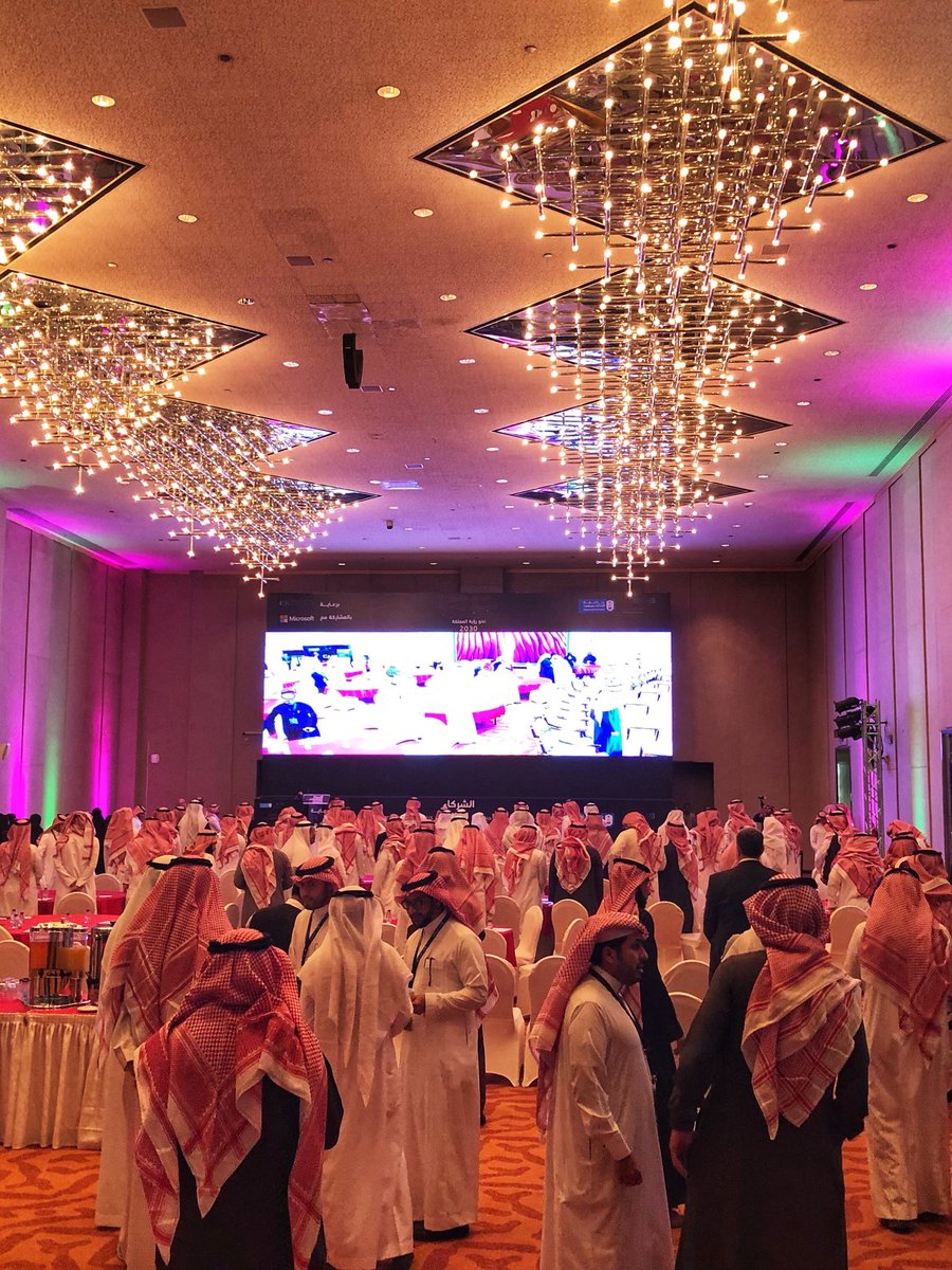 stevedunbar's tweet photo. Kicking off with a fantastic turn out at the King Saudi University. Lots of interest in Smart Campus, smart building &amp; connected student. IoT &amp; AI solutions front &amp; centre here in Riyadh @microsoft_saudi #HEsummit2019 #iot #AI  King Saud University https://t.co/DzIsICdVe2