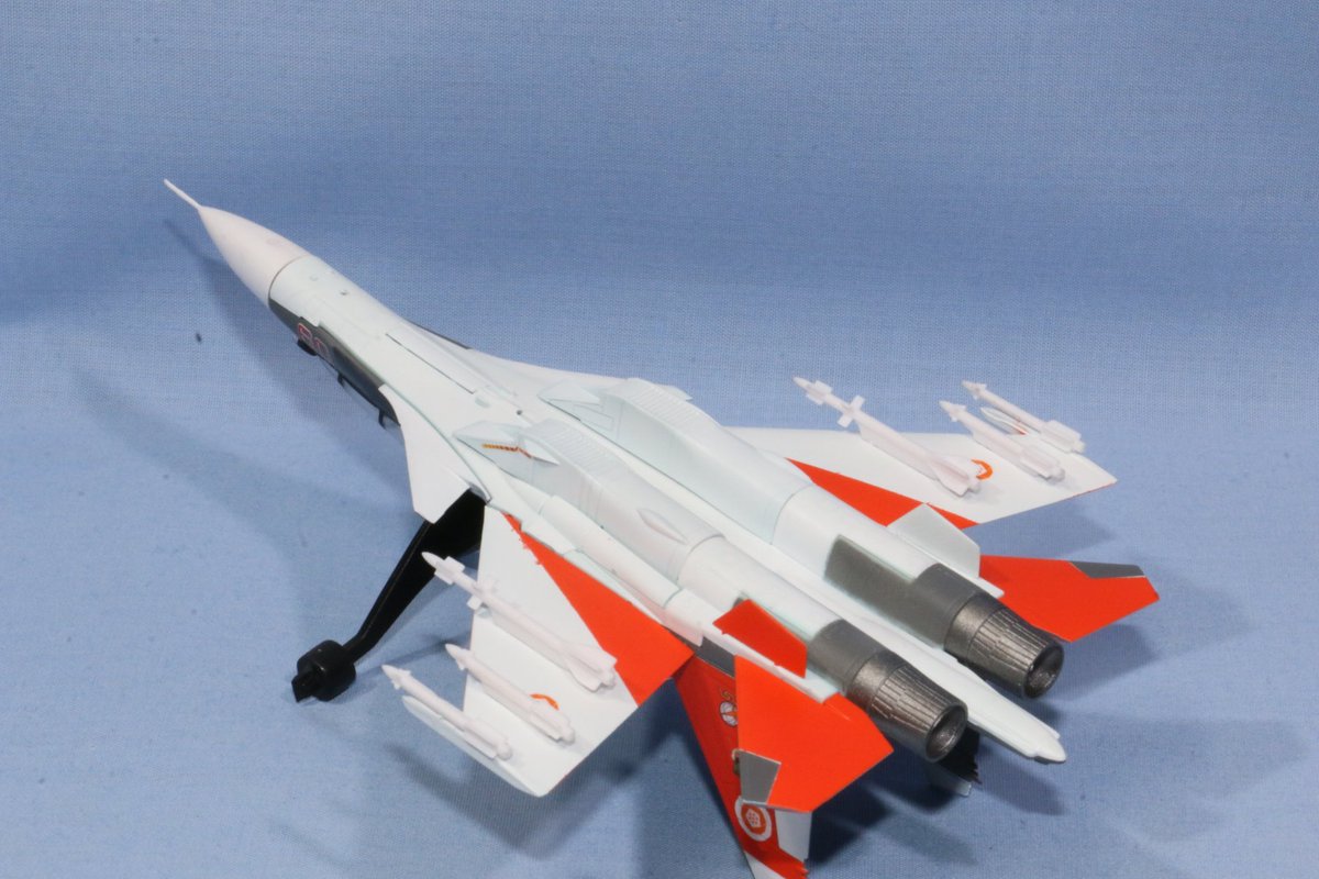 状況か…そうだな 少し心が躍るよ》 #エフトイズ 1/144 フランカー