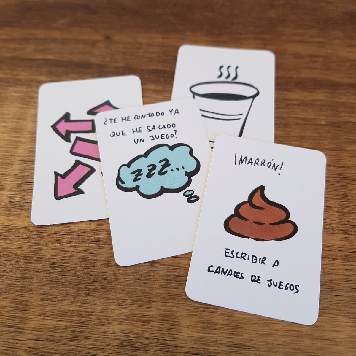 juegos_nrnnm's tweet photo. Qué bien que se pueda escribir en las cartas para mandar mensajes subliminales #pasaelmarron #metocauncafe #escribidme https://t.co/GNL8Eb0LBW
