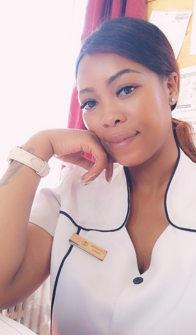 QueenSkolopad's tweet photo. Don't ever wrestle with a pig. You'll both get dirty but the pig will enjoy it. 😘 https://t.co/SKw3kvZBfc