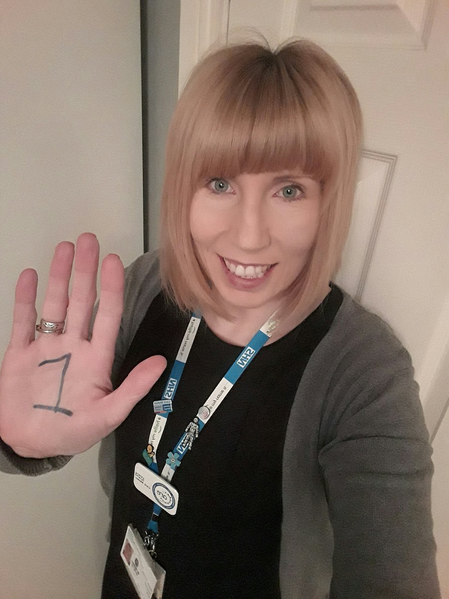 One in five secondary school pupils in England is a young carer. Supporting the <a href="/CarersTrust/">Carers Trust</a> #1in5 campaign today <a href="/BDCFT/">BDCFT NHS</a> #YoungCarersAwarenessDay
#CareForMeToo