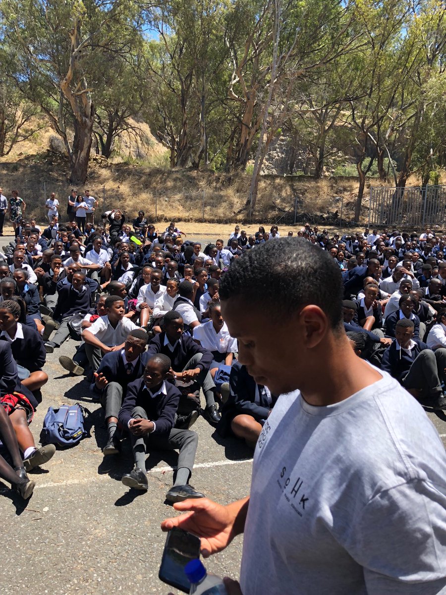 MacMasina's tweet photo. Cape Town 10s here we go ! First community project at Vista high school ! https://t.co/Eh4ptFvkQI