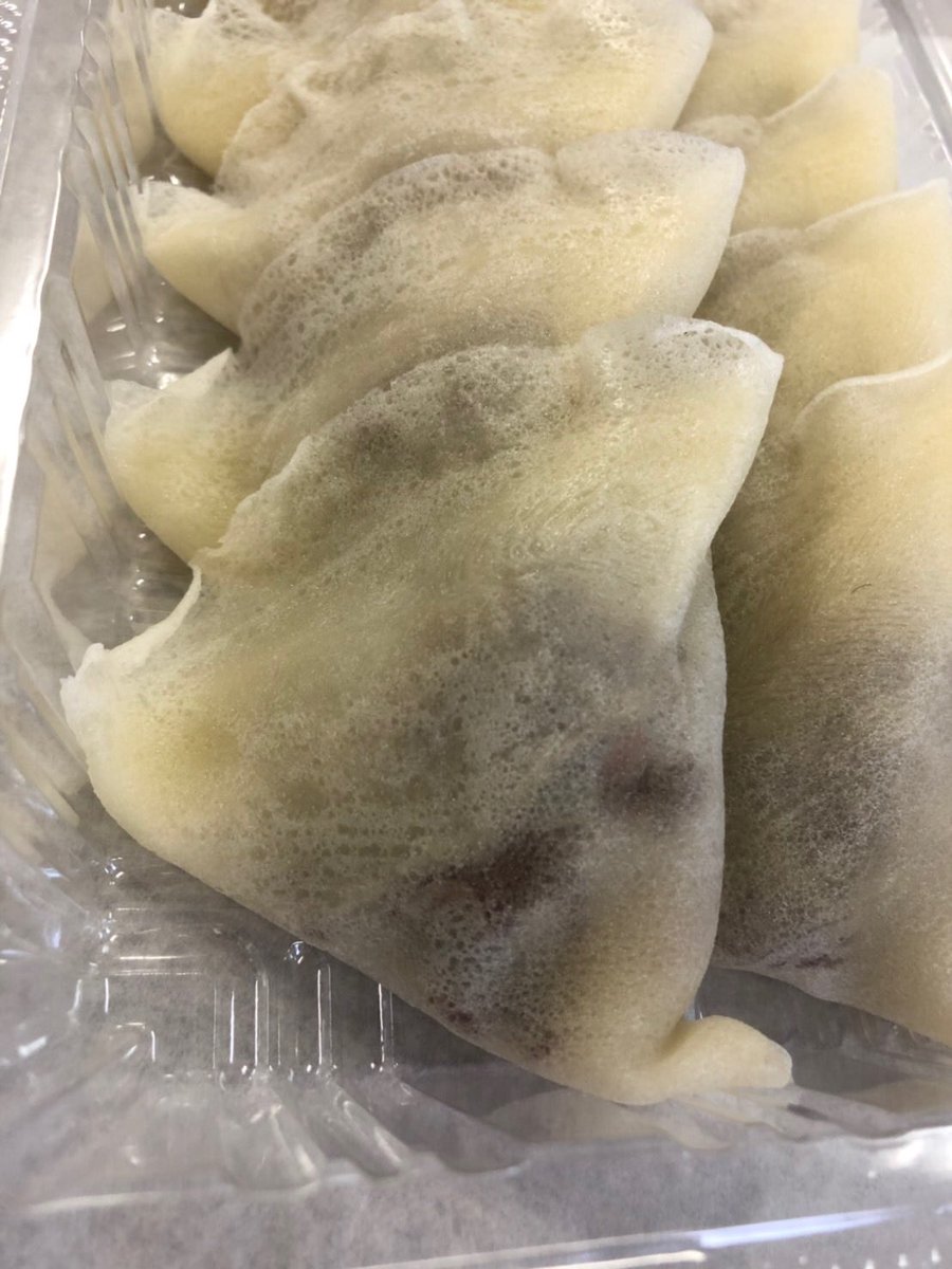 ラジオ石巻 中のこしあんは塩が効いている分 外の皮はすこし甘め いただいたちゃきん をスタッフみんなで おいしい と悶絶しながら食べました 佐藤ちゃきん屋は以前湊地区にありましたが震災で被災 のち立町復興ふれあい商店街で営業 そして今は