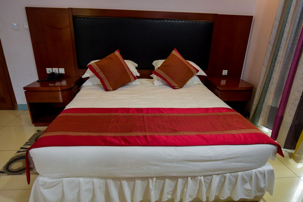 Orient Park Hotel Rwanda tweet media