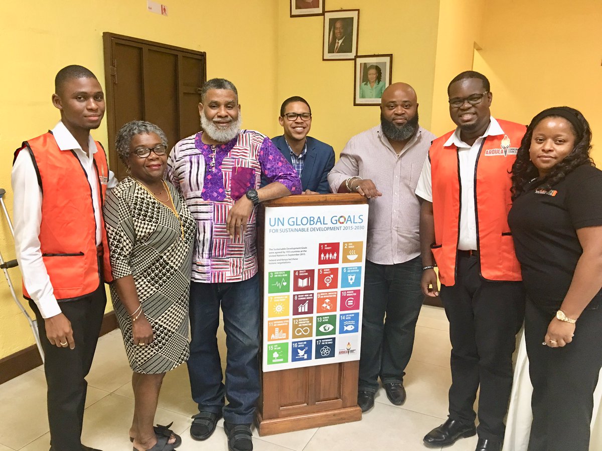 Monday afternoon we joined the young leaders of the Arouca Community Council at the Town Meeting. Delighted that the breeze of the SDGs is blowing.  Leave No One Behind. @UNA_TT <a href="/UNAsudan/">UNA-sudan</a> <a href="/UNADRC/">UNA-DRC</a> <a href="/UNANZ/">UNA NZ</a> <a href="/UNACanada/">UNACanada</a> <a href="/UnaBenin/">UNA BENIN</a> <a href="/UNAGhana/">UNA-Ghana</a> <a href="/UNAUK/">United Nations Association - UK (UNA-UK)</a> <a href="/UNASOMALIA/">UNASOM</a> <a href="/UNA_Tz/">UNA Tanzania</a> <a href="/WFUNA/">WFUNA</a>