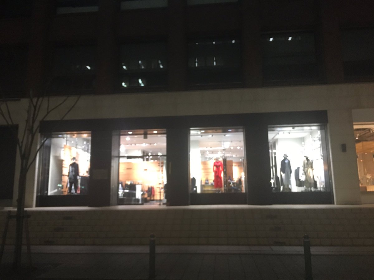 ヨウジヤマモト神戸店 ヨウジヤマモト神戸店