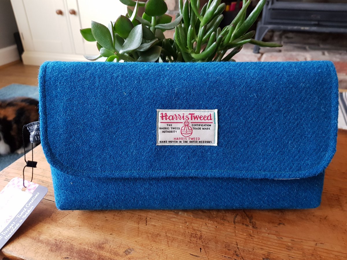Ruby_Shoesday's tweet image. Beat the new year blues with a new handbag. Sale bargains only £10. #handmade #harristweed #madeinleeds #garforth