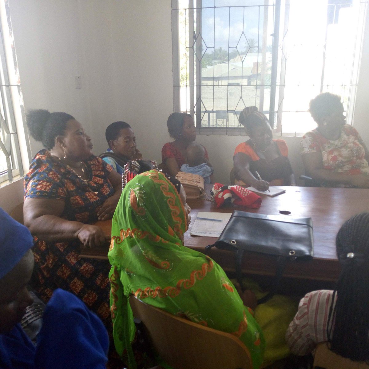 CommunityserveT's tweet photo. Leaders of the Women Vendors supported by Community Serve Tanzania attended consultation meeting facilitated by director of Banking Services of Access Bank Tanzania https://t.co/jamEQ0E0PJ