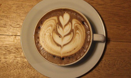 Pulang ngantor paling enak menyeruput secangkir hangat Caffee Mocca di Koffietijd. Slurp! mantap...😋
.
.
.
.
.
#Koffietijd #Kopitijdbandung #KopiBandung #Kopi #Espresso #Americano #Cappucino #Latte #Robusta #Arabika #KopiNusantara #KopiPapua #KopiToraja #KopiMandailing