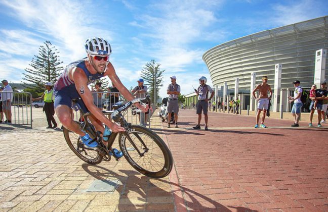 intocyclingsa's tweet photo. #Discovery #Triathlon World Cup will officially open the 2019 ITU global race calendar in #CapeTown on 10 Feb & @RD_murray is set to defend his title in front of his home crowd! @Triathlon_CT #MultiSport #CapeEvents #Cycling #WesternCape https://t.co/etTHq9jgqb https://t.co/uu6UJVrMmH