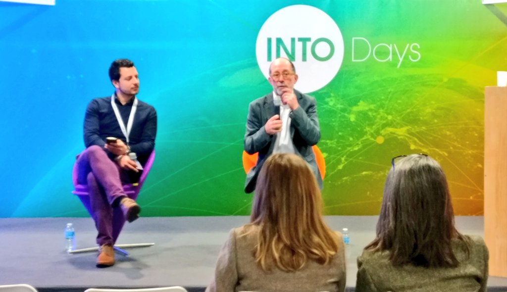 Etoile Montagnier tweet media