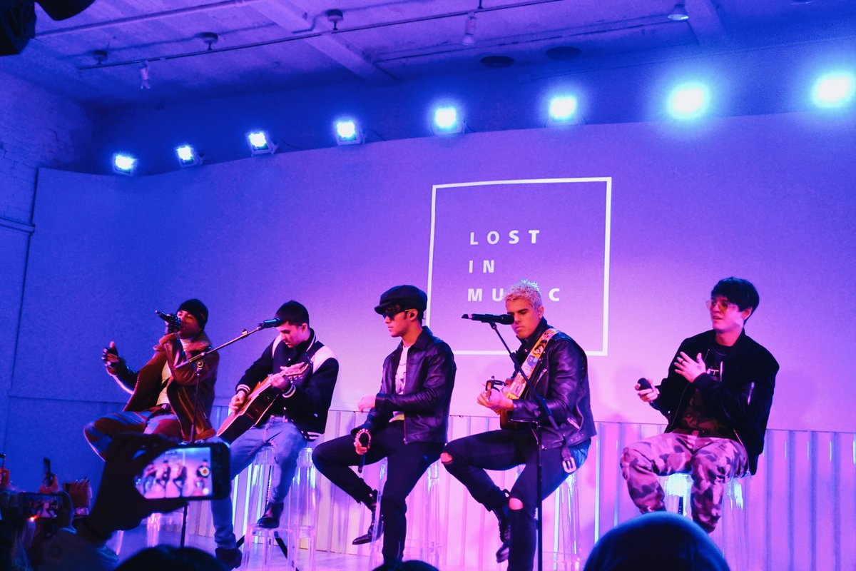 CNCOnepal's tweet photo. Don't tell people ew dream
Just show them #CNCO #LostInMusic #BirdBoxForCNCO #CNCOWorldTour #CNCOwners #CNCOAlbum https://t.co/LoI013sLHF