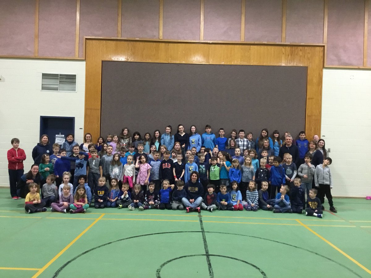 Students and staff <a href="/Killaloeps/">KillaloePS</a> wore blue today and are building awareness and understanding about their mental health. #BeIlLetsTalk #MentalHealthAwareness