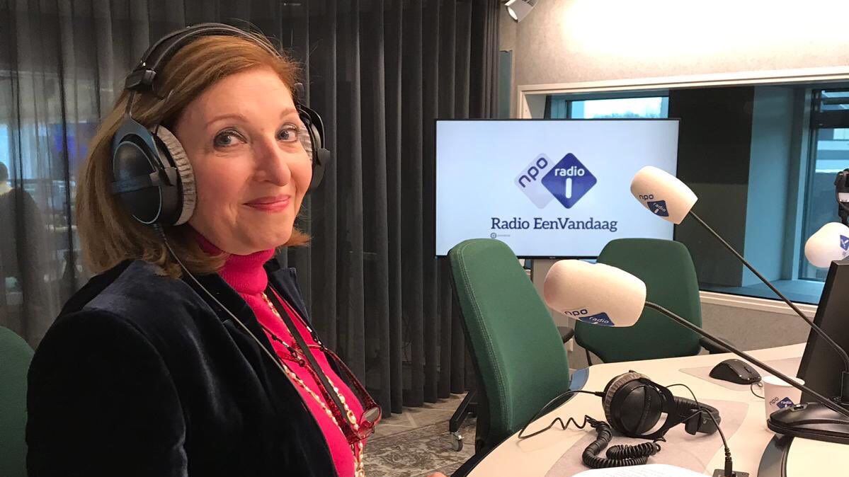 📻 Luistertip: Maryem van den Heuvel, ambassadeur in België, vertelt op <a href="/NPORadio1/">NPO Radio 1</a> over ambassadeur zijn in ons buurland.

#NLamb2019 #diplomatieraakt