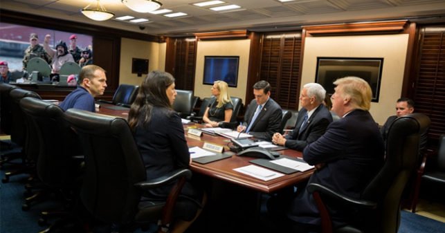 Tras ver ejercicios militares de Venezuela, EE.UU. decide sólo enviar un soldado a Colombia    ow.ly/gUSe30nwGz6