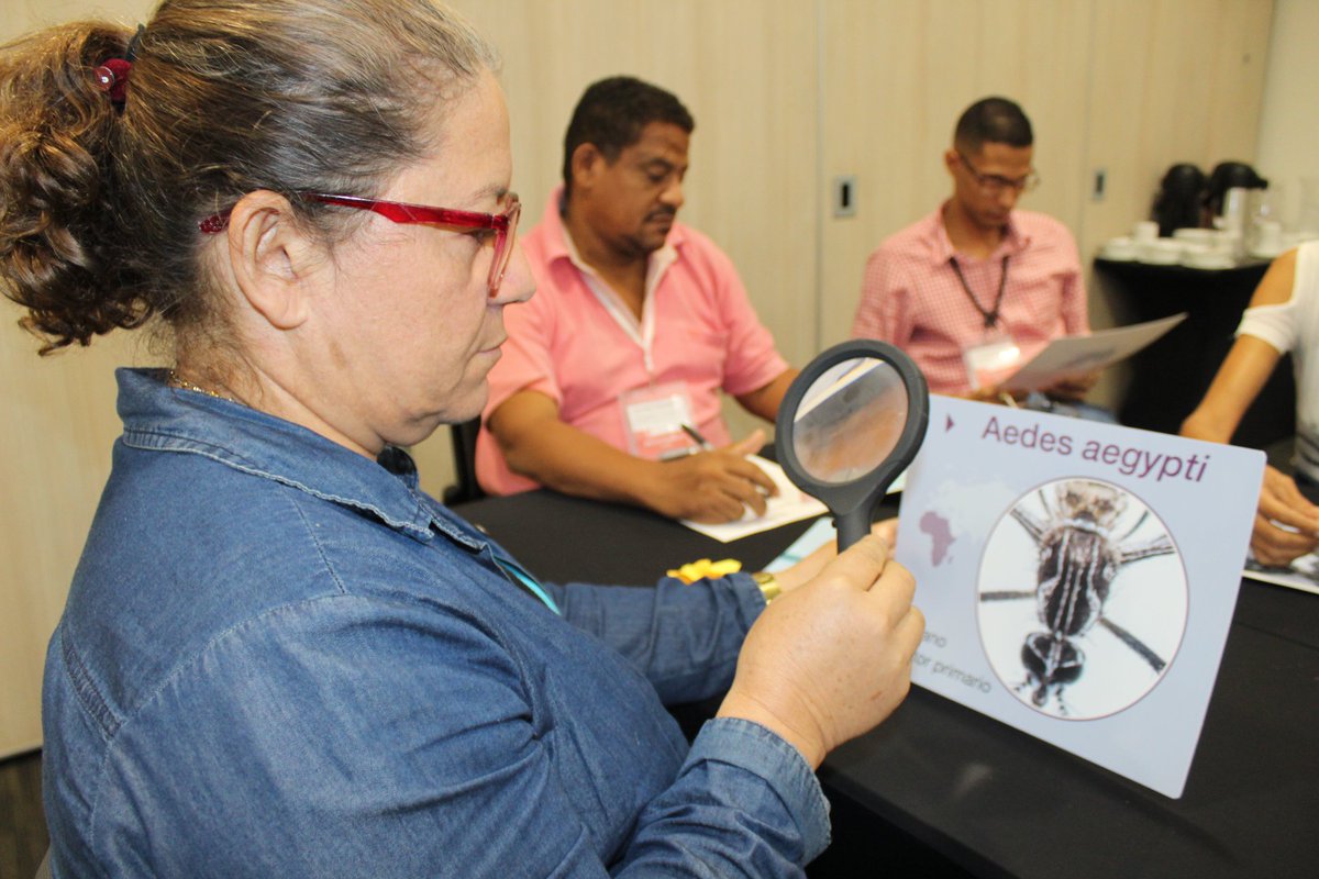 IFRC_es's tweet photo. Líderes comunitarios en #Magdalena reciben entrenamiento en control vectorial y vigilancia #epidemiológica. Fortalecer la respuesta a nivel #comunitario ante epidemias es uno de los objetivos principales del proyecto Acción Comunitaria contra el #Zika. @cruzrojacol @CruzRojaMag https://t.co/OG3uIPLdXF