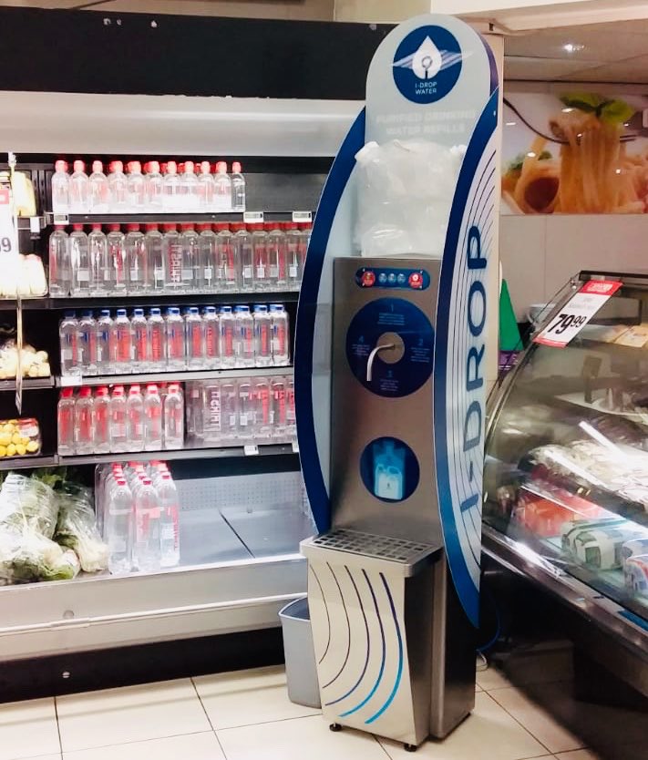 idropwater's tweet photo. We were very busy throughout 2018 with I-Drop Water installs all around South Africa. Here are some pics of our October install at Spar Fontainebleau in Randburg, Gauteng. Keep an eye on this page, we'll be sharing lots of exciting updates in 2019! #IDropWaterInStore 💧 https://t.co/16c2kok3rd