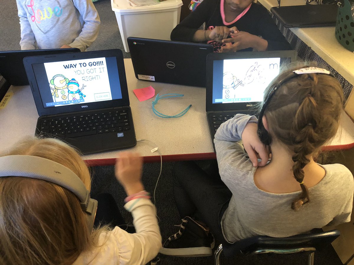 Incorporating more technology into our learning experience! <a href="/lets_du_this/">Dana DuPre</a> #R2Littles