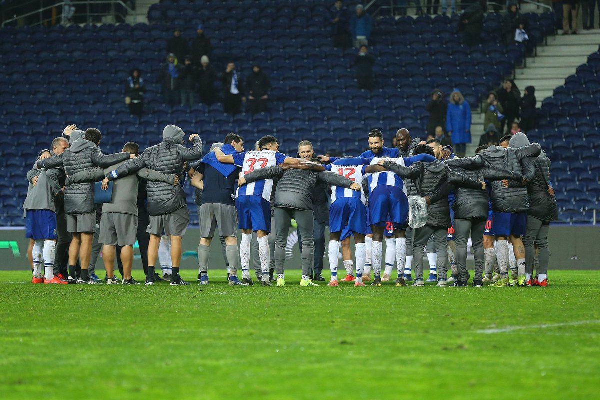 Nueva victoria. 
➕ 3⃣ puntos. 
Obrigado adeptos <a href="/FCPorto/">FC Porto</a>.