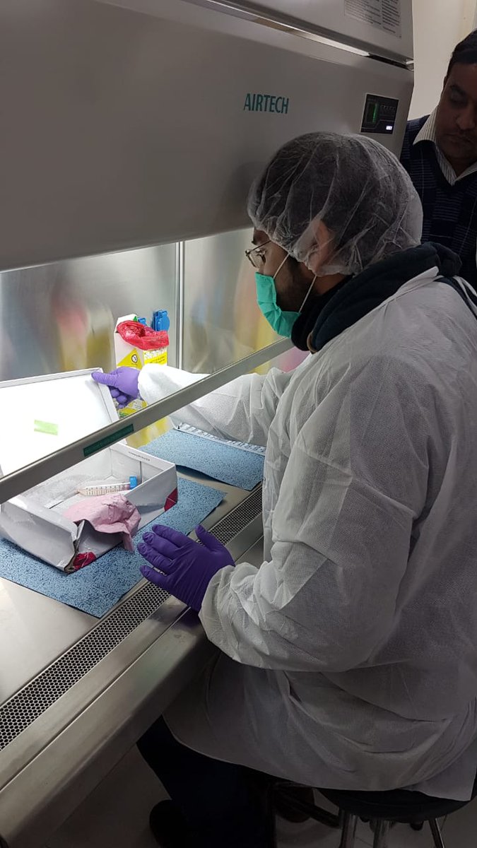 WHOPakistan's tweet photo. 👩🏻‍🔬👨🏻‍🔬🧕🏻👨🏽‍💼🔬Laboratory staff from across #Pakistan🇵🇰successfully completed a skill drill simulation. They managed leaking packages 💦, contained a laboratory spill ⚠&amp; prepared samples for shipment📦to gain #preparedness skills for #outbreak situations #HealthSecurity #Biosafety https://t.co/lqifk85Ae9