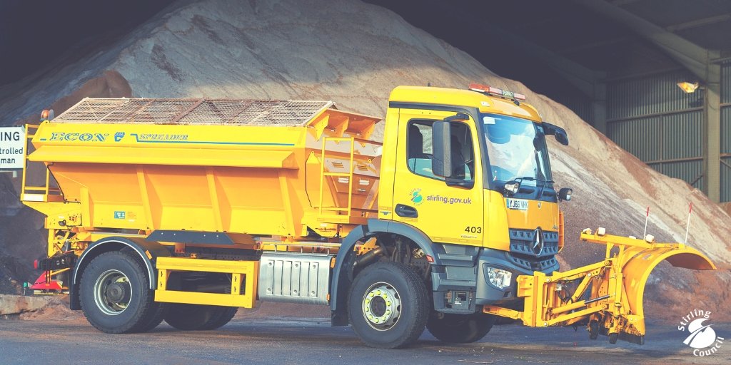 StirlingCouncil's tweet photo. Due to on-going low temps our teams continue to treat the Council’s road & footway network this morning 🚛.
We are currently replenishing salt stocks with 500 tonnes being delivered to #Springkerse & #Callander depots. At present we have a total of 4000 tonnes in stock.#staysafe https://t.co/vhKMGlyfST