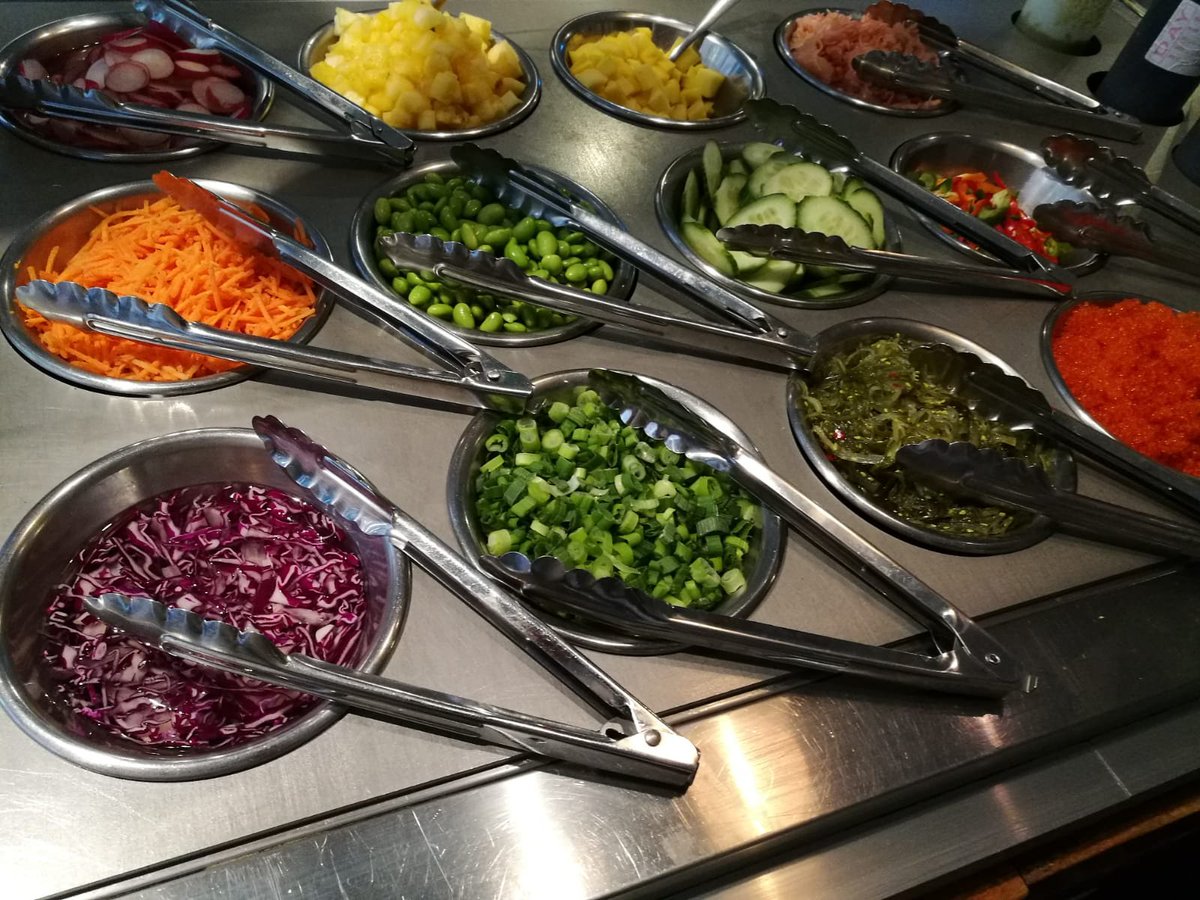 Variety in selection is key! Take a pick of 3 toppings and don't hesitate to ask for any extras!

Some of our current favourites are the Wakame and Pickled ginger! Can't get enough of those right now! 😁

What's your favourite toppings combination?

#OkéPoké