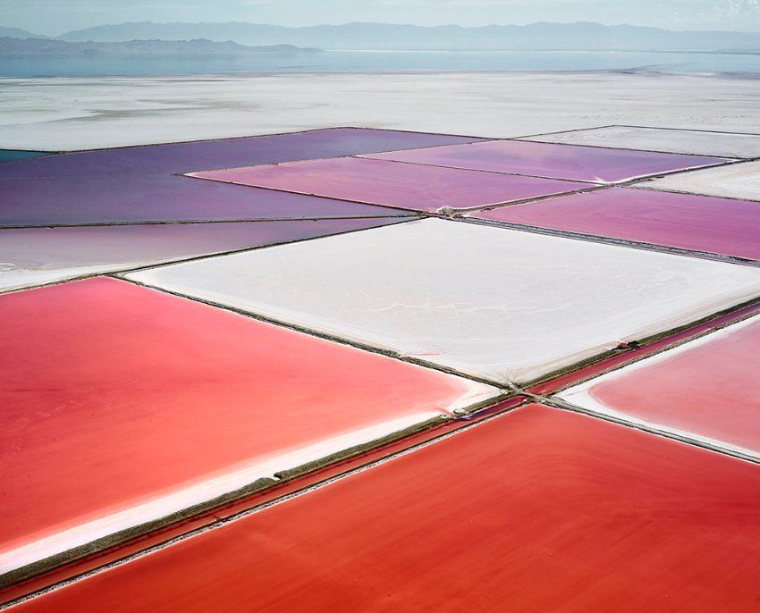 maximaxoo's tweet photo. #Science #Art: #salt ponds resemble #watercolor paintings in these stunning photos by David Burdeny
https://t.co/S0Dmb8rLdV via @StaceyThinx https://t.co/YGszvGectT